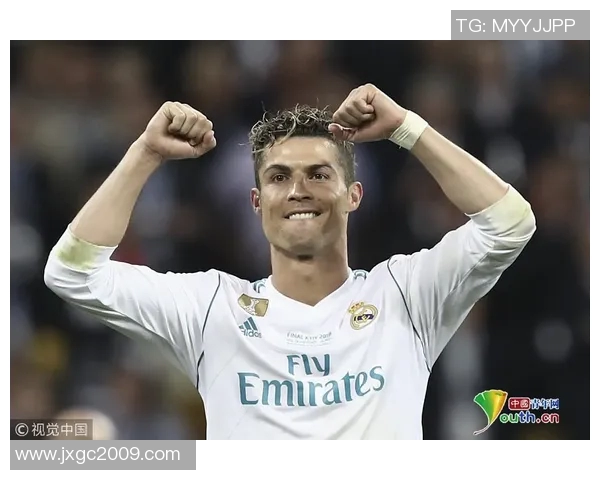 当今世界足球右边锋十大球星盘点及其竞技风采解析